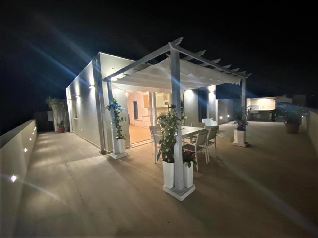 Rossini Penthouse Appartement Cagliari Buitenkant foto