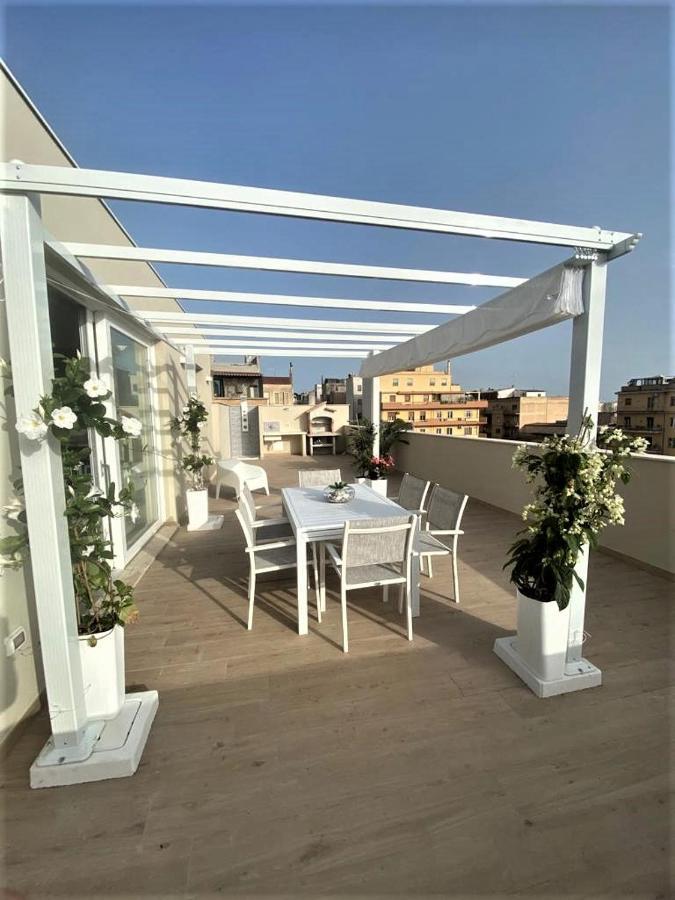 Rossini Penthouse Appartement Cagliari Buitenkant foto